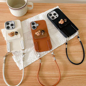 Venta al por mayor lindo oso a prueba de golpes <span class=keywords><strong>funda</strong></span> de teléfono para 17 16 15 Pro Max <span class=keywords><strong>con</strong></span> cordón de lujo de dibujos animados TPU cubierta - Product Image 1