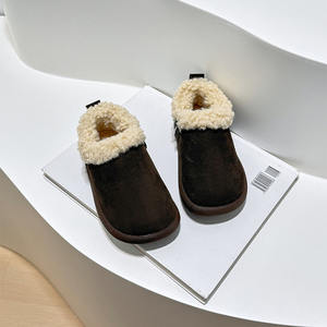Bottes d'hiver pour enfants 2025 Nouveau style Bottes de neige épaisses isolées de style <span class=keywords><strong>Birkenstock</strong></span> pour garçons et filles, Chaussures chaudes pour filles - Product Image 4