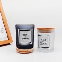 Vente en gros de bougies parfumées en soja écologiques de luxe, modernes, 7 oz, blanc et gris, étiquettes personnalisées, pot avec couvercle en bois, boîte cadeau, Noël