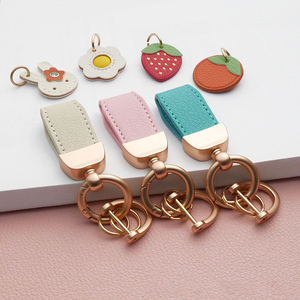 Cute Small Pendant Plastic Key Chains Short Accessory Key Rings