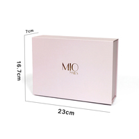 Anpassbares Logo Recycling Karton Verpackungs box Magnet klappe Faltbare Geschenk boxen Rosa Geschenk boxen mit Band verschluss
