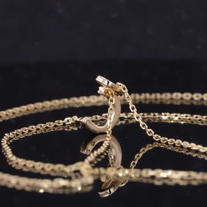 Collar de Oro Amarillo Sólido de 14K con Diseño de Alta Calidad y Diamante de Laboratorio con Inicial del Alfabeto - Product Image 3