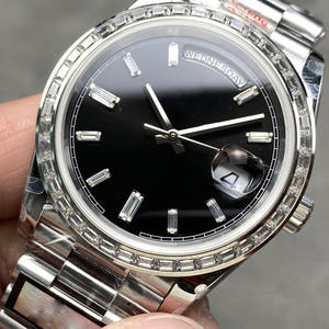 Reloj de pulsera clásico para hombre con calendario doble, bisel con diamantes de lujo y esfera negra - Product Image 3