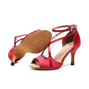 1030 Satén de seda rojo tacón 7,5 cm <span class=keywords><strong>Flamenco</strong></span> zapatos de baile - Product Image 6