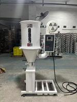 Sécheur à air chaud automatique de 600 kg pour trémie en plastique, déshumidificateur pour le moulage par injection de granulés de PET/PP/ABS, machines de séchage du plastique