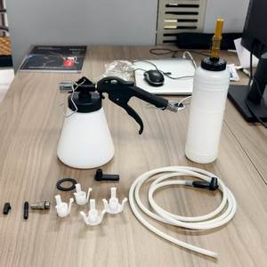 Capacité en plastique pneumatique réglable en hauteur économie Portable Poly outil réservoir de <span class=keywords><strong>vidange</strong></span> d'<span class=keywords><strong>huile</strong></span> usée - Product Image 5