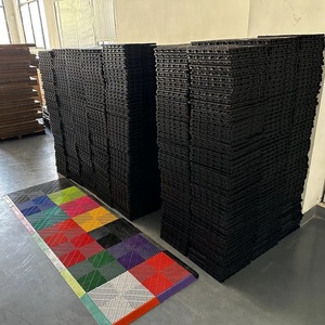 Carreaux de sol emboîtables pour garage de lavage de voiture Carreaux de sol en PP - Product Image 2