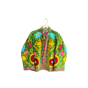 Blazer en velours vert brodé de fleurs, col mandarin, manches longues, veste pour femme faite à la main, épaisseur standard pour la saison printanière - Product Image 1