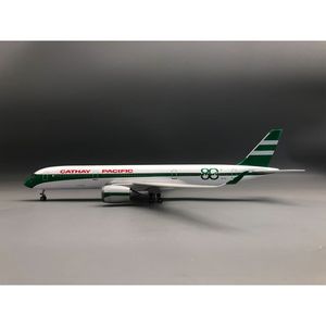 Modelo de Avión de Resina Realista de 47 cm a Escala 1/142 de Cathay Pacific Airways <span class=keywords><strong>Airbus</strong></span> <span class=keywords><strong>A350</strong></span>-<span class=keywords><strong>900</strong></span> con la Decoración del 80 Aniversario, con Ruedas, para Coleccionistas - Product Image 4