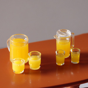 Set Miniatura Casa delle Bambole con Brocca per Succo d'Arancia e Latte, Tazza per Succo e Latte, Modello Scenico per Giochi di Ruolo, <span class=keywords><strong>Accessori</strong></span> per Casa delle Bambole - Product Image 2