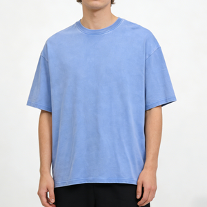 Camiseta personalizada para hombre con lavado ácido, logotipo serigrafiado, 100% algodón, hombros caídos, estilo oversized. - Product Image 3