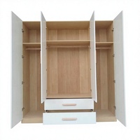 Armoire de chambre économique pour location avec placards sur mesure et rangement intégré