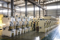 Machine de presse de poinçonneuse à haut rendement pour la production de petites pièces avec des solutions parfaites