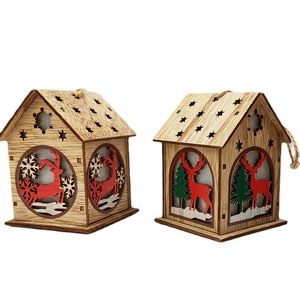 Ornement de Noël en bois lumineux à suspendre, décorations peintes à la main en couleur, motif Père Noël, rennes et bonhomme de neige - Product Image 5