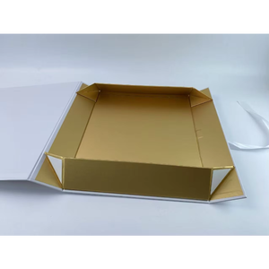 Wholesale Logo Printed Rigid Cardboard Clothing & Shoes Folders Magnetic Closure Folding Gift Boxes with Customizable Packaging - Product Image 3