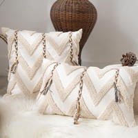 Housse de coussin portable Innermor 100 % polyester, luxueuse, moderne, chauffante, à rayures florales, broderie touffetée, style bohème marocain