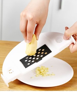 Nouvel <span class=keywords><strong>ustensile</strong></span> de cuisine multifonctionnel, égouttoir qui peut râper ou trancher - Product Image 2