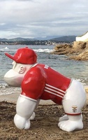Sculpture et Statue de Gorille Géant en Résine Peinte de Haute Qualité, Personnalisées pour Décoration Extérieure (Bord de Mer) ou Intérieure (Salon)