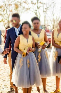 Robes de <span class=keywords><strong>demoiselle</strong></span> <span class=keywords><strong>d</strong></span>'<span class=keywords><strong>honneur</strong></span> africaines <span class=keywords><strong>bleu</strong></span> <span class=keywords><strong>marine</strong></span> à volants superposés en dentelle appliquée, grande taille, pour soirée de mariage, MBLA237 - Product Image 5