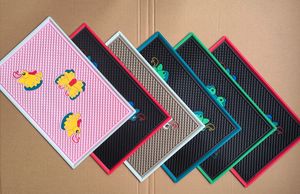 2024 yeni sıcak satış Pet gıda paspaslar ve pedleri kaymaz su geçirmez yastık köpek ve kedi besleme için silikon kauçuk PVC yapılmış - Product Image 6