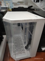Estilo popular Gaming Pc Case Full Tower Gabinete de computadora de escritorio Funda de computadora Funda blanca