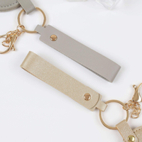 Porte-clés miroir en cuir PU en forme de cœur personnalisé, miroir de poche cosmétique portable avec logo personnalisé pour cadeau promotionnel