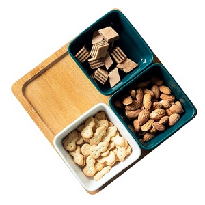 Piatto Divisorio per Dim Sum in Ceramica Quadrato, Porcellana Adatta al Microonde, Moderno e Minimalista, Piatto per Frutta e Snack per Soggiorno e Ristorante - Product Image 1