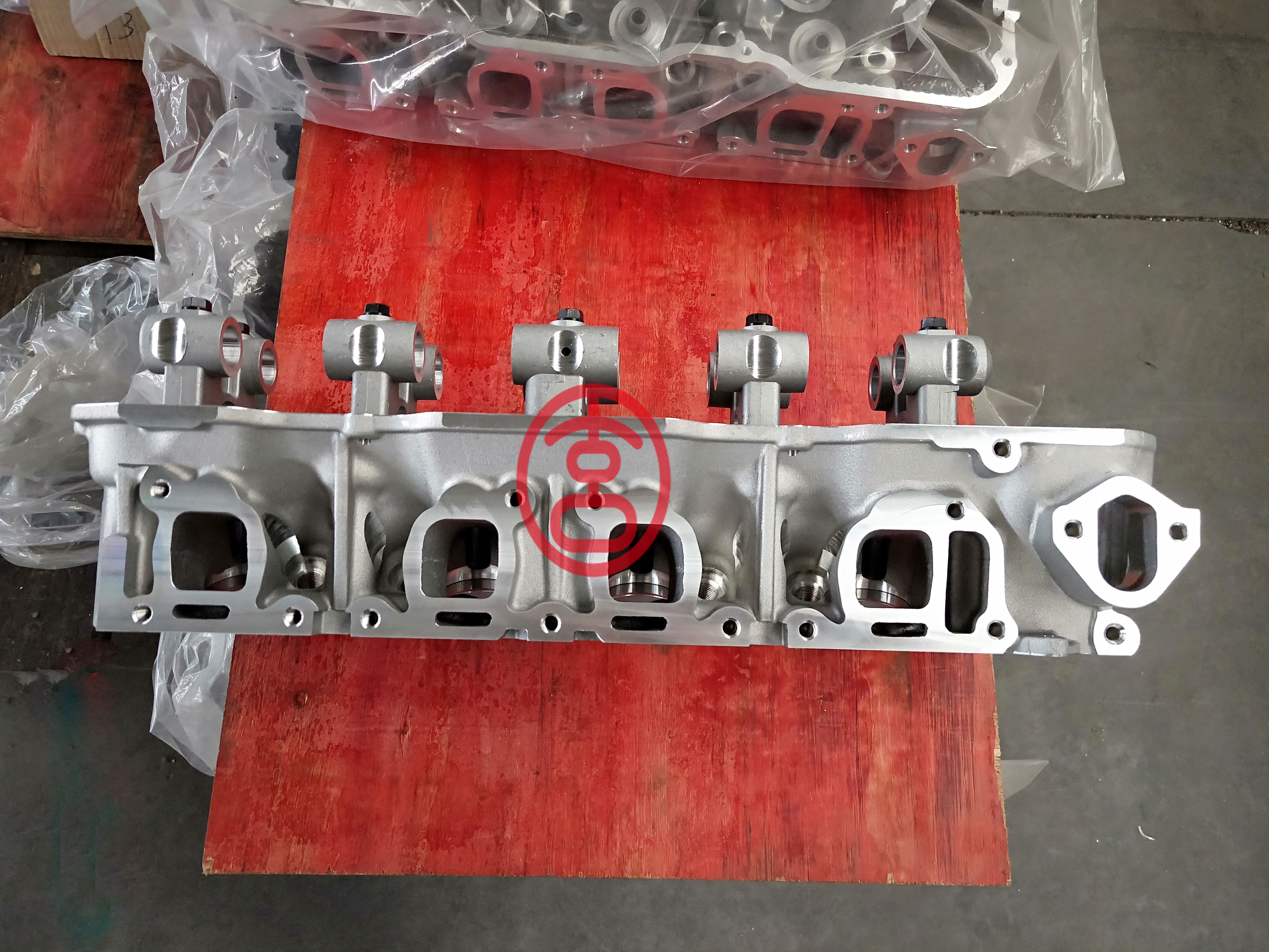 Milexuan Z24 Cylinder Head - 2.4L Auto Engine Part for Nissan