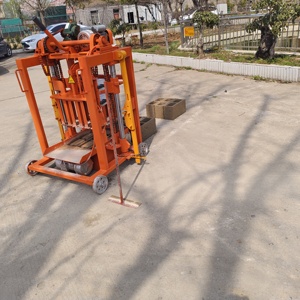Máquina automática para fabricar bloques huecos y sólidos QM2-45, pequeña máquina ponedora de bloques, mezcladora de hormigón - Product Image 1