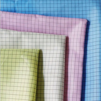 Tissu en tissu ESD antistatique en fibre de carbone polyester 98% polyester + 2% tissu en carbone à grille de 5mm