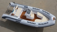Bateau pneumatique à ribs en PVC durable certifié CE RIB520