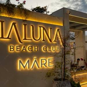 Fabricante tienda de alimentos iluminado al aire libre LED número placa signo oro Metal 3D carta signo tablero letras para humo tienda pantalla - Product Image 1