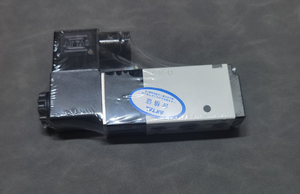 Airtac <span class=keywords><strong>5</strong></span>-2 cách solenoid <span class=keywords><strong>valve</strong></span> 4v210-08 DC24V 1/4 "chủ đề khí nén solenoid <span class=keywords><strong>valve</strong></span> - Product Image 3