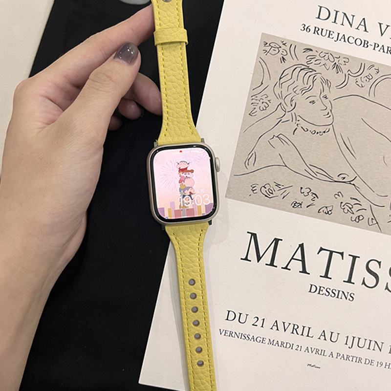 สีเหลือง