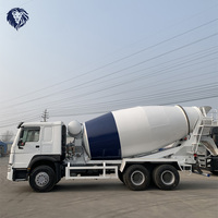 Camion malaxeur à béton HOWO 6*4 371 ch Euro 3 avec capacité de 10-12 m³ et poids de 25 000 kg, moteur pour travaux d'infrastructure