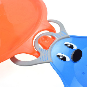 Luge pour enfants de luge de luge robuste avec poignée tirer le <span class=keywords><strong>ski</strong></span> de trou de corde - Product Image 4