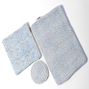 Funda Protectora para Laptop de Algodón Personalizable con Estampado a Mano, Ligera para Uso Diario, Disponible en Stock para Precio de Mayoreo - Product Image 3