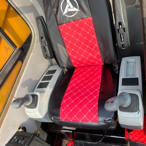 Grúa Móvil de <span class=keywords><strong>50</strong></span> Toneladas de Alta Calidad de China, Maquinaria Hidráulica de Elevación de Servicio Pesado para Proyectos de Construcción, de Segunda Mano - Product Image 5