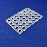 Plaque de quartz perforée pour four de traitement de plaquettes semi-conductrices, support d'échantillon, plaquette fondue polie pure à 99,99% avec trous personnalisés