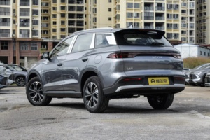 Changan Qiyuan A05 4 Puertas 5 Asientos Nuevo Usado/Eléctrico de Segunda Mano/EV/Batería/Green New Energy/Coche Eléctrico - Product Image 6