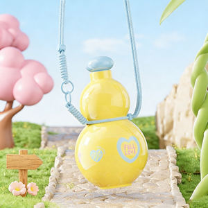 Bouteille d'<span class=keywords><strong>eau</strong></span> sportive en plastique mignonne pour étudiants, grande capacité 880 ml, portable avec poignée, idéale pour l'extérieur – Collection Été Gourd Cup - Product Image 5