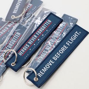 Porte-clés en tissu personnalisé brodé sur mesure, motif Jet Tag, pour la sensibilisation au PTSD, idéal pour les événements caritatifs et les cadeaux promotionnels. - Product Image 1