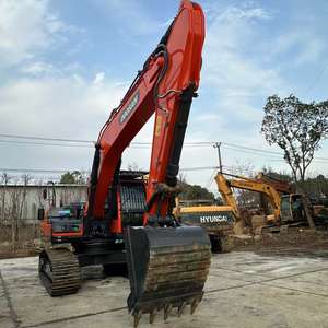 Excavatrice sur chenilles d'occasion de 22 tonnes avec moteur haute puissance en stock dx225 dx225LCA, grande excavatrice sur chenilles d'origine Doosan DX225LC-9C - Product Image 4