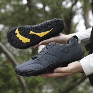 2025 nuevas <span class=keywords><strong>botas</strong></span> de algodón de felpa impermeables de cinco dedos para hombres, zapatos ligeros para correr al aire libre, ciclismo, zapatos descalzos para mujeres - Product Image 5