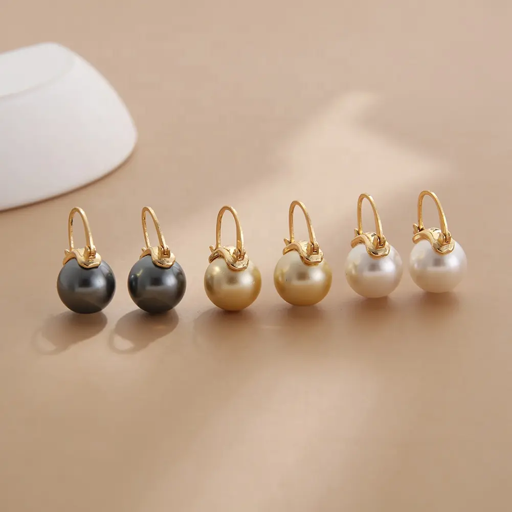 Minimalistische Qualität vergoldet 12 mm Imitation Perle Damenohrringe Muttertag Schmuck Geschenk