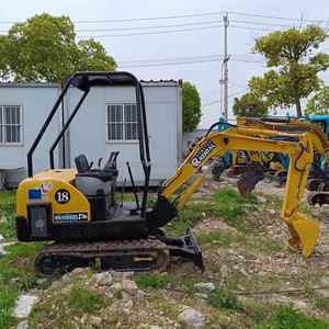 Mini-excavatrice sur chenilles hydraulique Komatsu PC18 d'occasion importée du Japon, 2 tonnes, modèle 2022 - Product Image 4