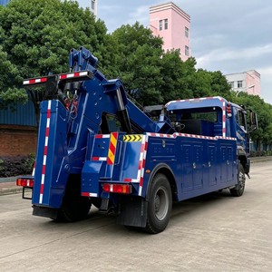 Sinotruck HOWO 4x2 Grúa de Pluma y Elevación de Ruedas con Grúa de 13 Toneladas y Cabrestante de 8t, Camión de Recuperación para Vehículos Pesados - Product Image 6