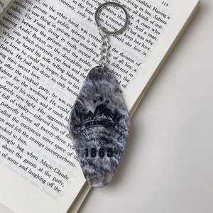 Porte-clés en forme de losange de la série Colorful, accessoire haut de gamme en acrylique à motif de plaque d'immatriculation pour sac - Product Image 5