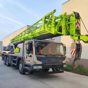 Grue sur camion d'occasion Zoomlion ZTC250A5-3 de 25 tonnes, pièces solides, performances stables pour les travaux d'infrastructure - Product Image 1