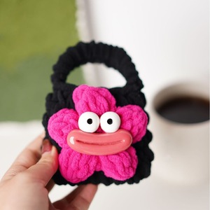 Bolsa de felpa con forma de salchicha Dali, suave, fea y linda, con ojos y labios grandes, para auriculares - Product Image 3